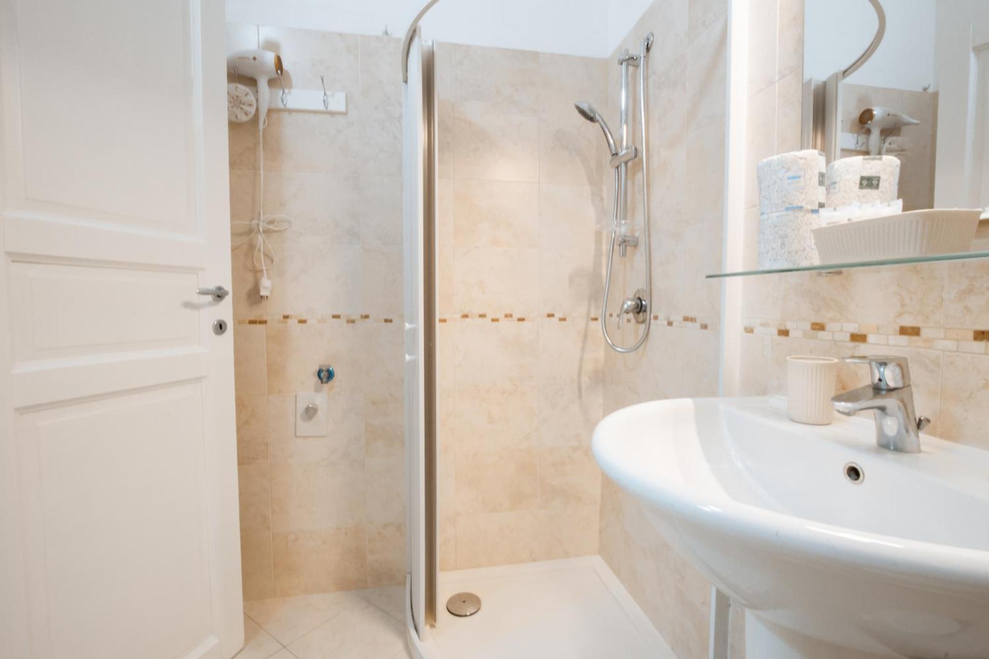 Krisa Apartment Барі Екстер'єр фото